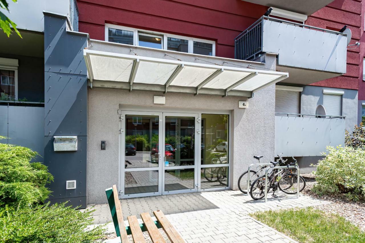 Apartments Wroclaw Manganowa By Noclegi Renters Екстериор снимка