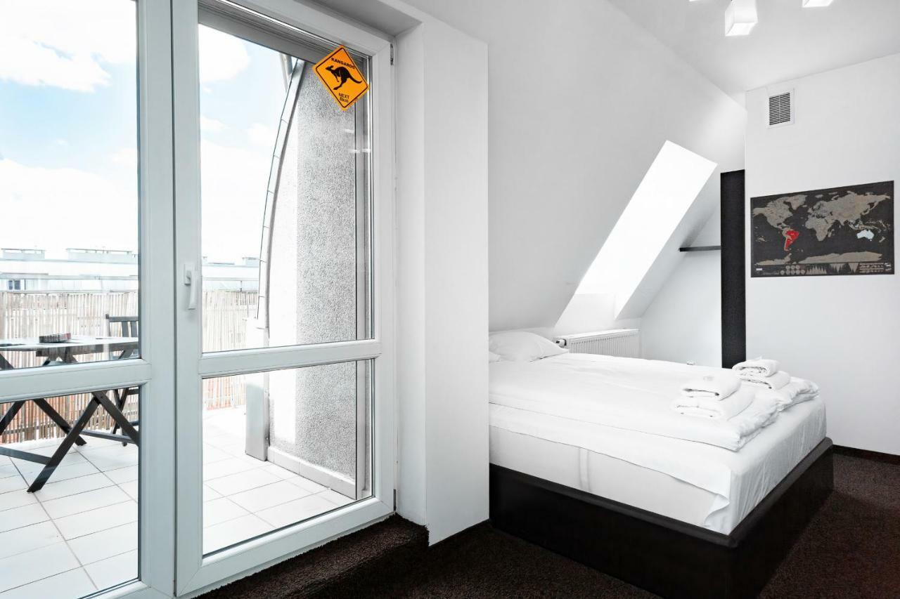 Apartments Wroclaw Manganowa By Noclegi Renters Екстериор снимка